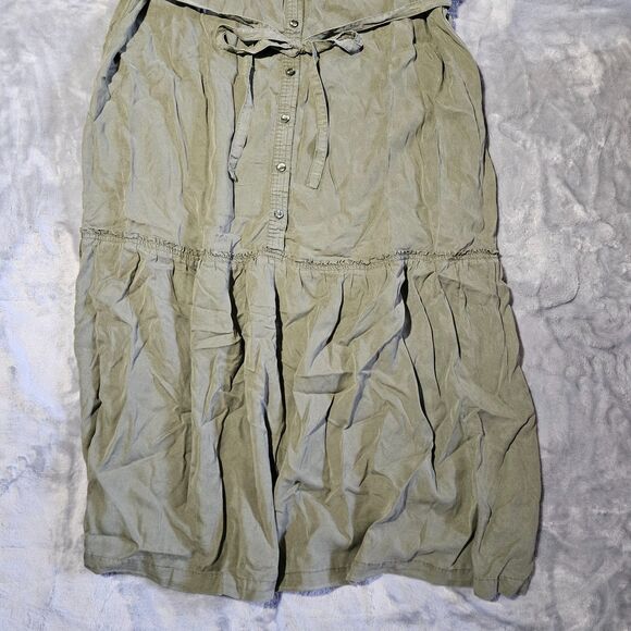 Isabel Maternity Short Sleeve Button-Front Belted Maxi Maternity Dress - Picture 3 of 4